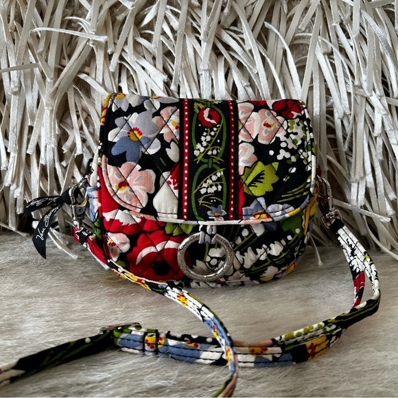 VERA BRADLEY Poppy Fields Little Hip Bag Crossbody Belt Bag Y2K Red Floral 2010 - Picture 1 of 15